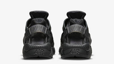 Nike Air Huarache Triple Black back