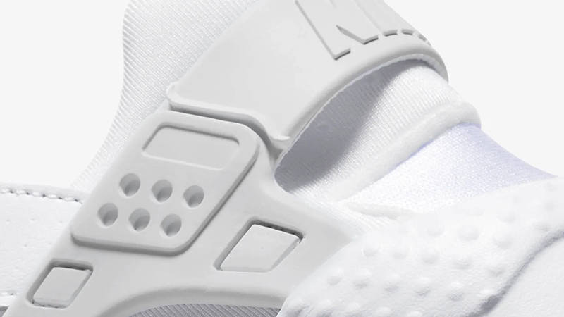 Nike junior air huarache run ultra clearance trainer white