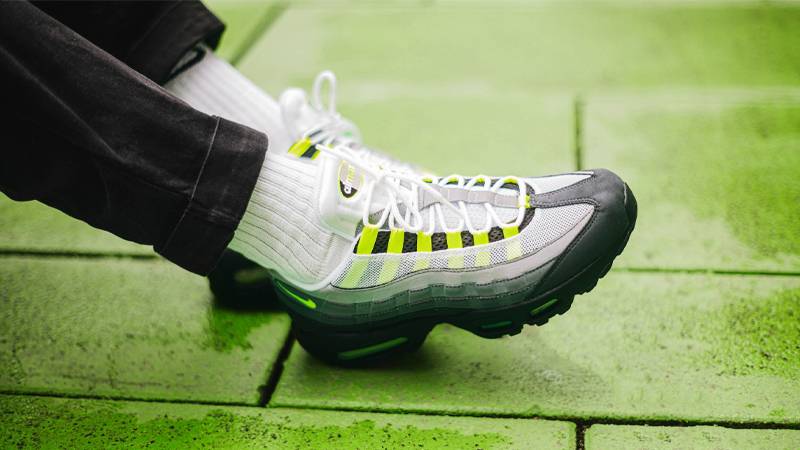 Nike Air Max 95 OG Neon | Where To Buy | CT1689-001 | The Sole
