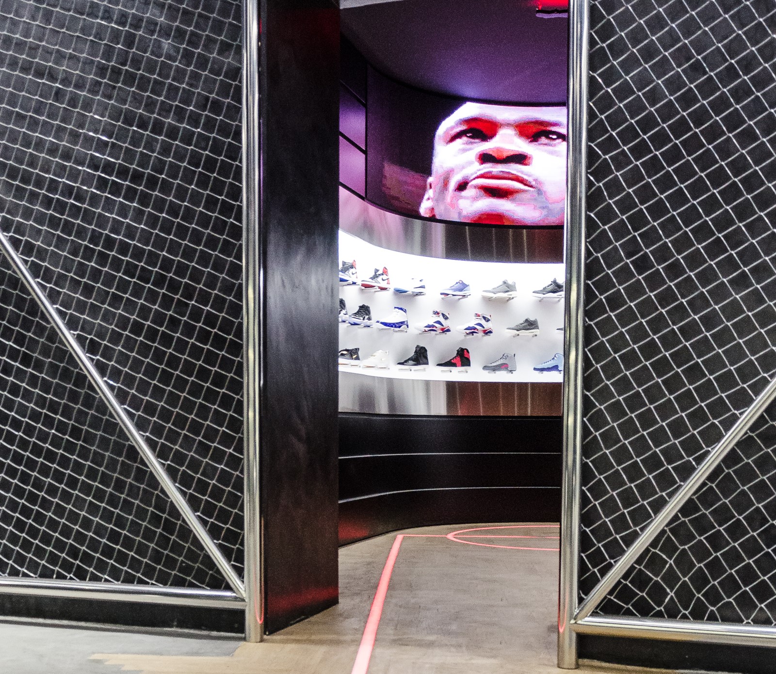 Is Foot District's New Madrid Sneaker Store One of the Best in Europe? 11