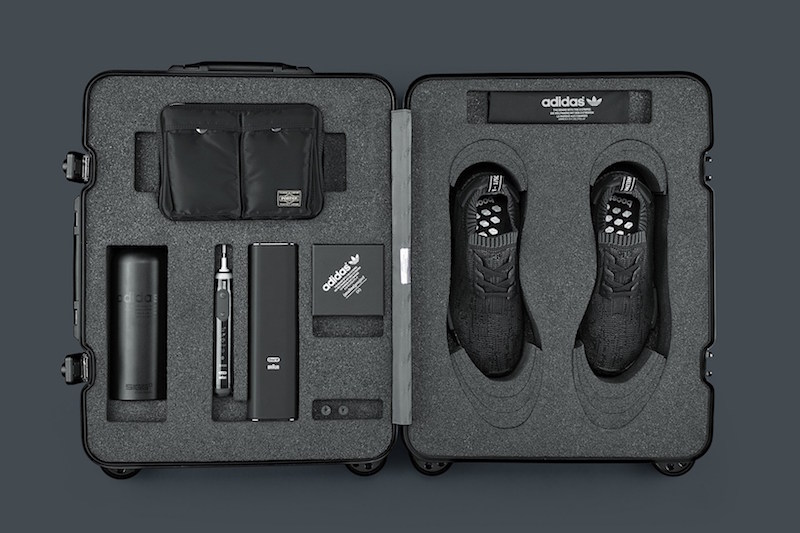 adidas-nmd-r1-primeknit-pitch-black-friends-family-5