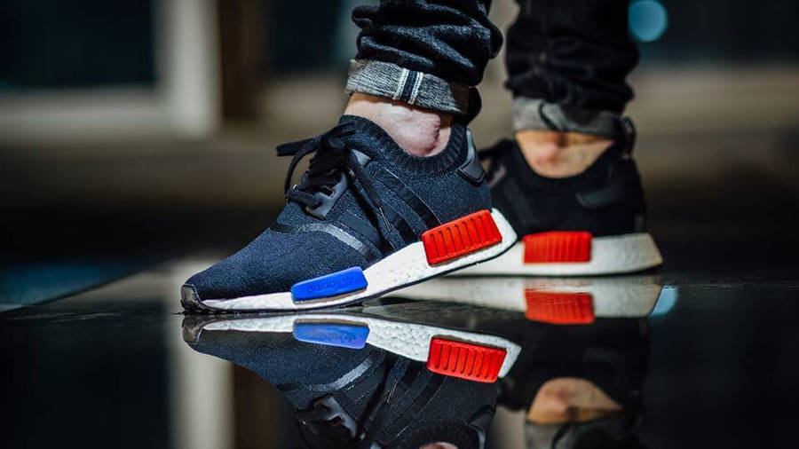 nmd r1 red and blue