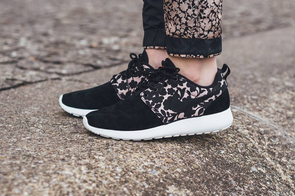 Nike x Liberty Roshe One Vachetta Tan Where To Buy 654165-001