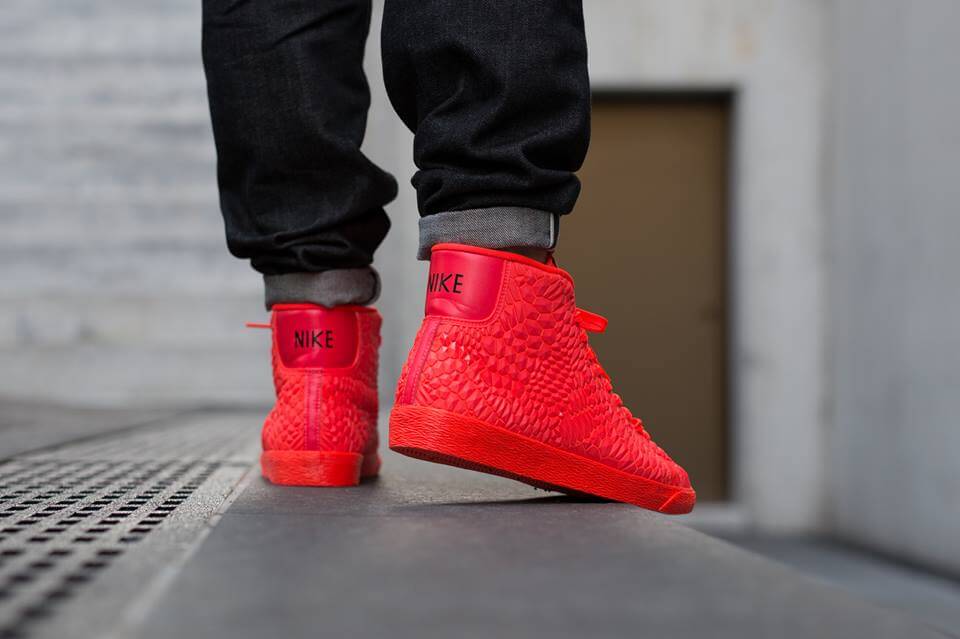 Nike Wmns Blazer Mid DMB Bright Crimson