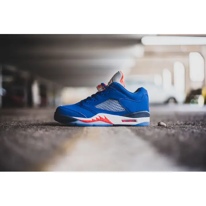 NIKE AIR JORDAN 5 RETRO LOW KNICKS