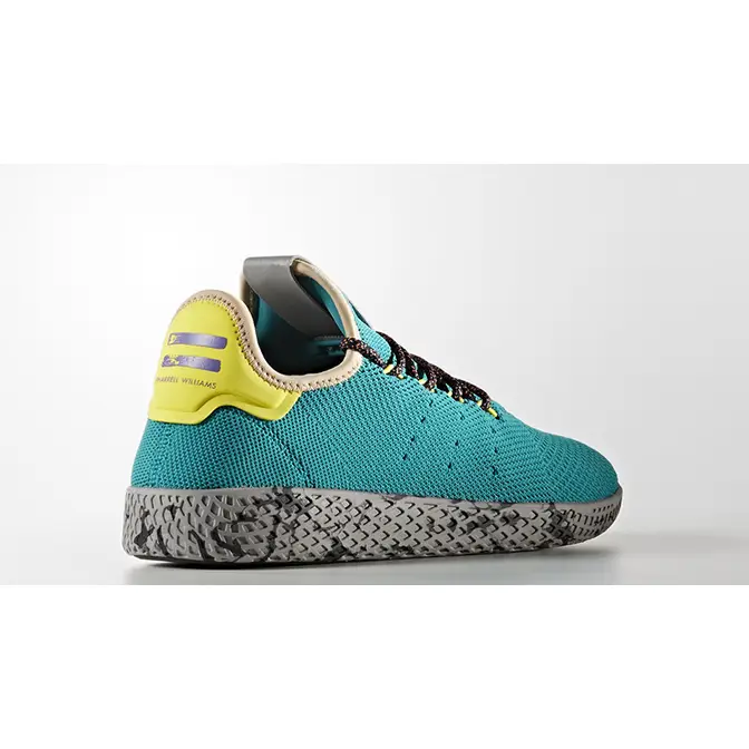 Hazte con las Adidas Yeezy 700 V2 Vanta en las principales tiendas de zapatillas de todo el mundo Teal