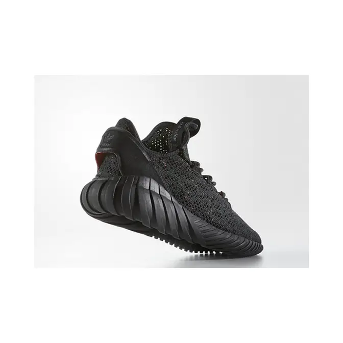 Adidas tubular doom outlet sock pk black