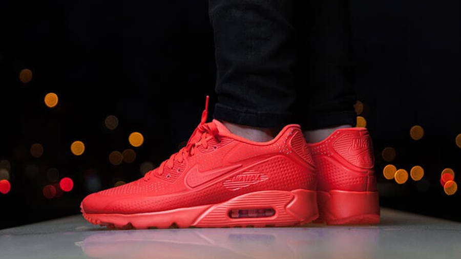 air max 90 all red on feet