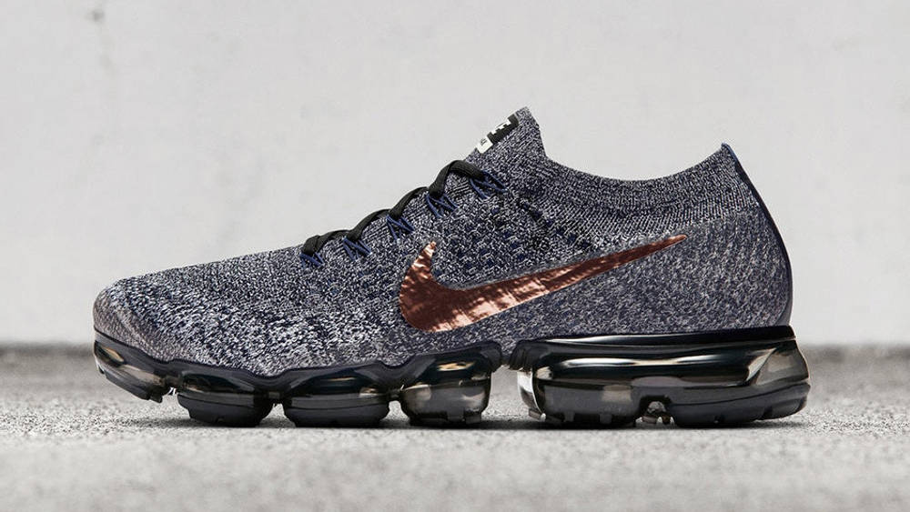 Introducing The Nike Air VaporMax 'Explorer Light & Dark' Pack http-2F2Fhk.hypebeast.com2Ffiles2F20172F072Fnike-air-vapormax-explorer-light-dark-pack-1