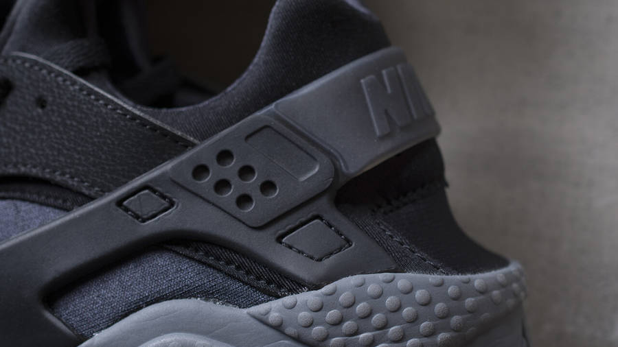Nike Air Huarache Black Dark Grey 