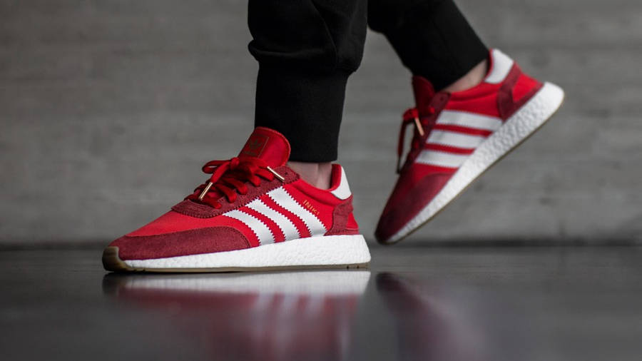 red adidas iniki