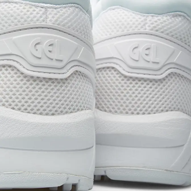 gel kayano evo white