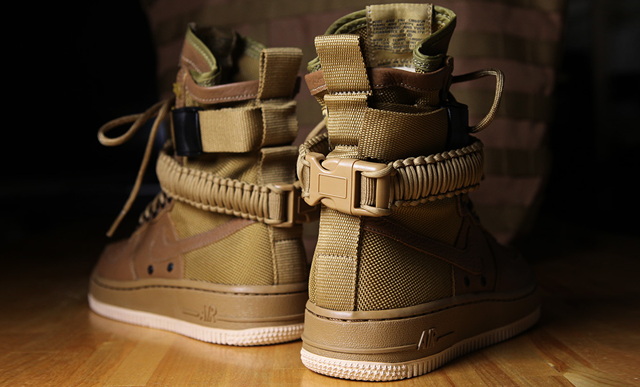 Nike Womens Air Force 1 Special Field Beige