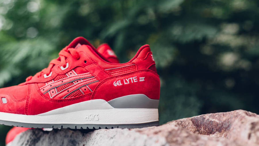 asics super red