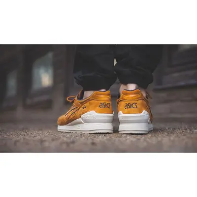 Asics gel hotsell respector tonal pack