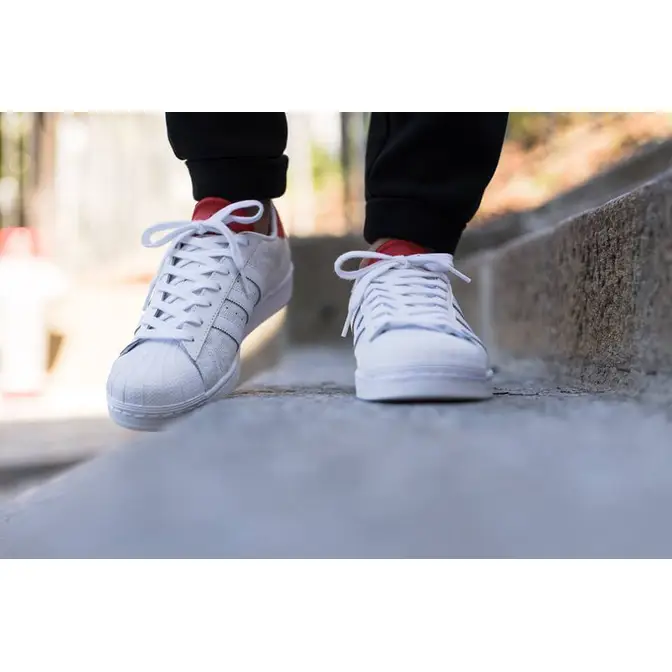 Adidas superstar outlet camo 15 red