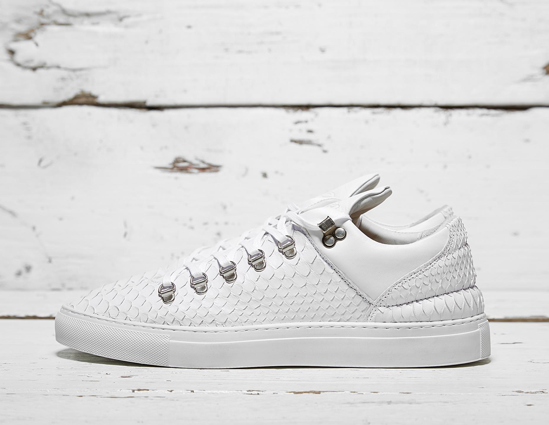 Filling Pieces Mountain Cut Low White