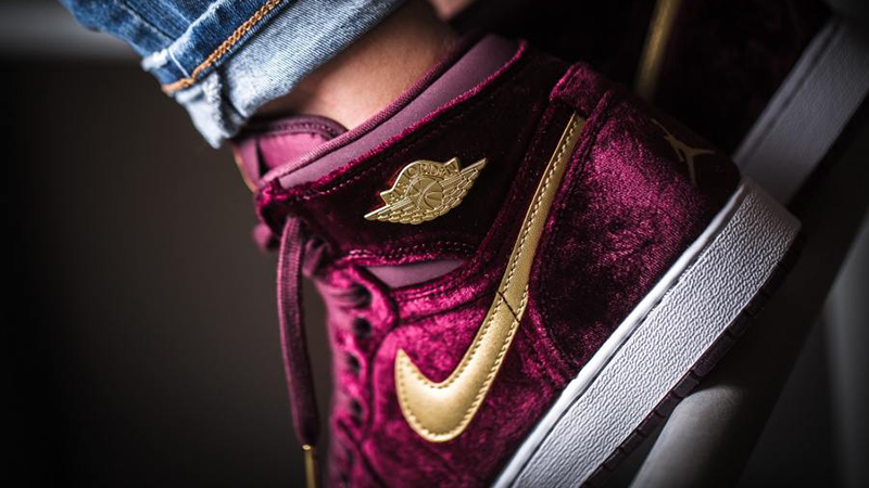 maroon jordan 1 high