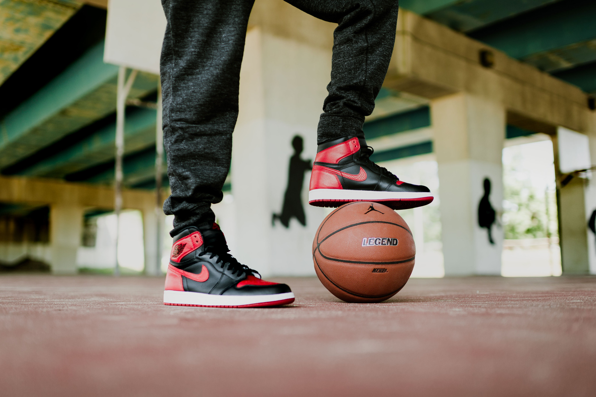 Jordan Retro High OG Bred Banned 555088-001 The Sole Supplier