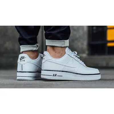 Air force 1 pivot hot sale white