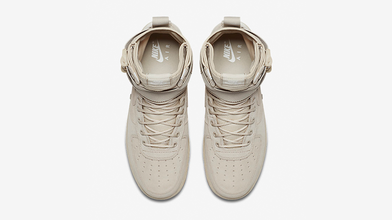 Nike Air Force 1 Special Field String Gum