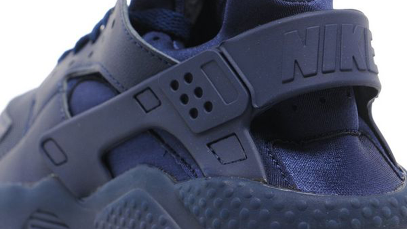 huarache triple navy
