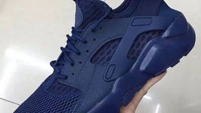 navy blue huarache sneakers