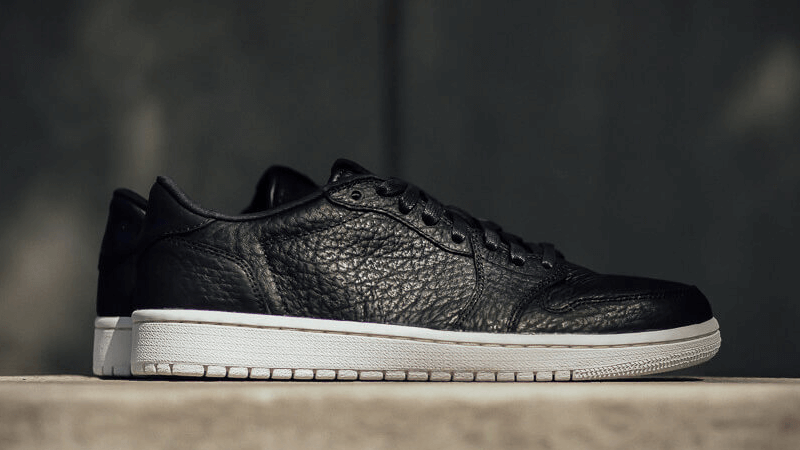 Nike Air Jordan 1 Low Swooshless Black