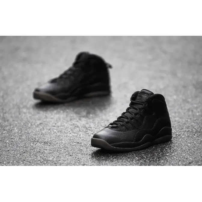 Nike Größe 11 allen Jordan 1 Retro High OG Court Lila 2.0 2020 Retro OVO Metallic Black