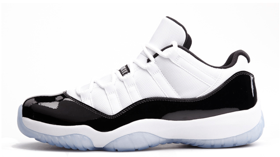 concord 11 low black