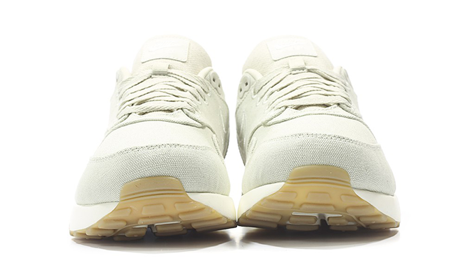 air max preday light bone