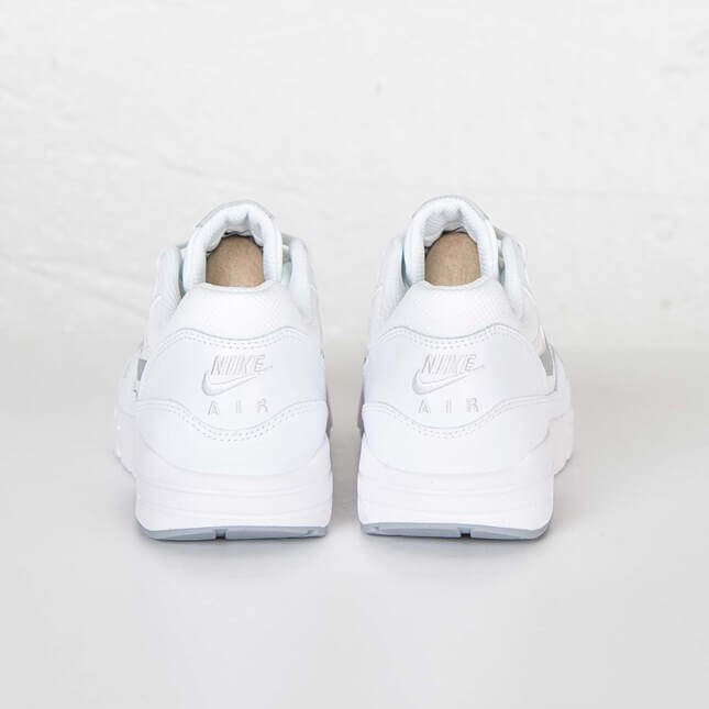 Nike Air Max 1 Ultra Essential White Metallic Silver