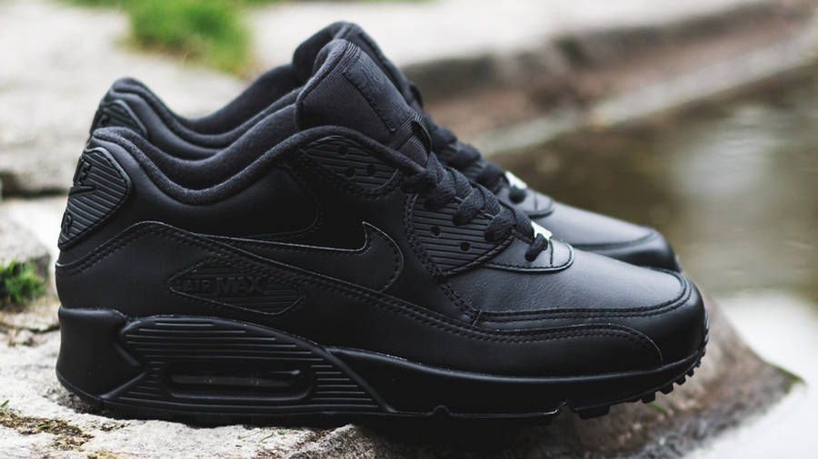all black leather air max
