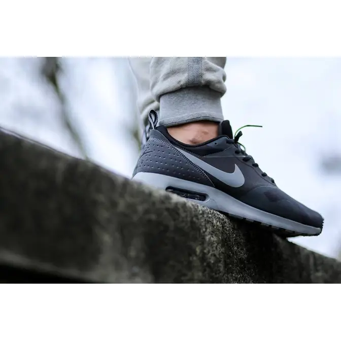 Air Max Tavas Black Cool Grey | Where To Buy | 705149-001 | The Supplier