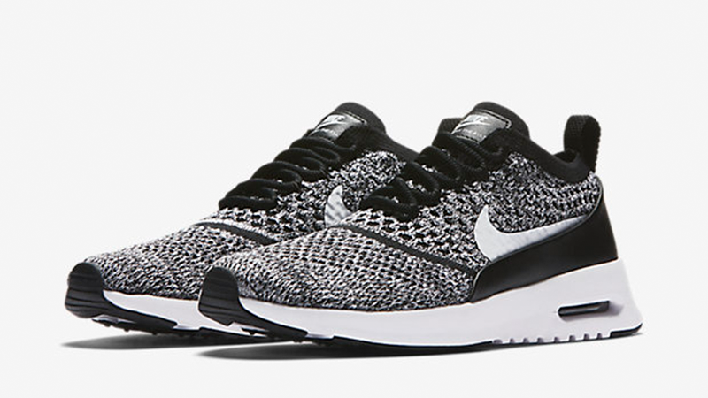 nike air max flyknit black and white