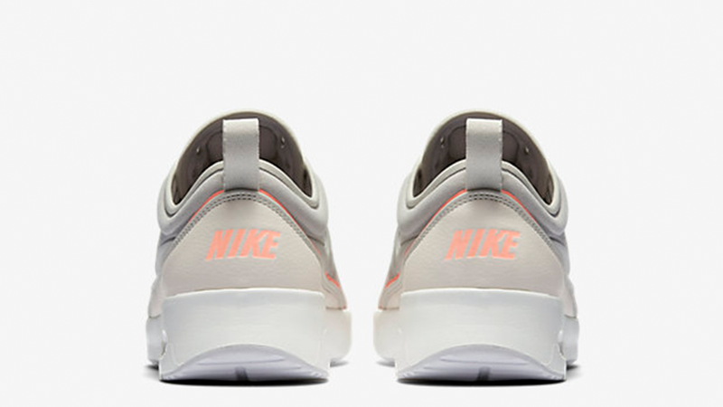 nike air max thea pale pink