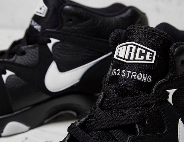 nike air strong mid