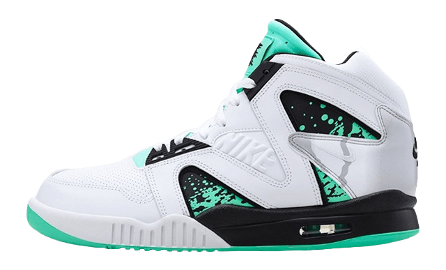 Nike Air Tech Challenge Hybrid QS
