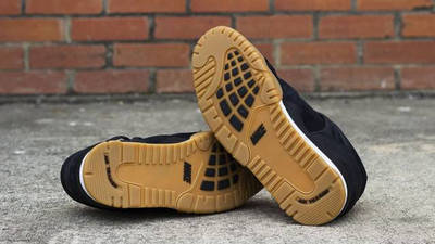 nike air trainer 3 black gum