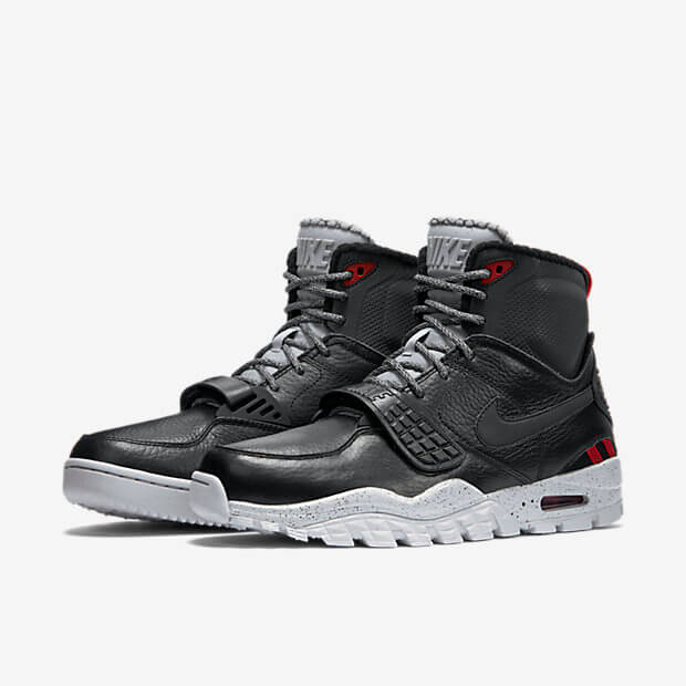 nike trainer boots 