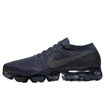 College navy clearance vapormax