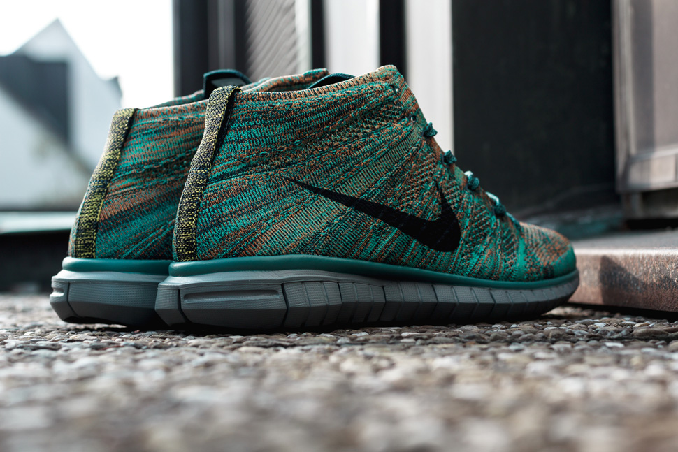 Nike flyknit chukka boot best sale