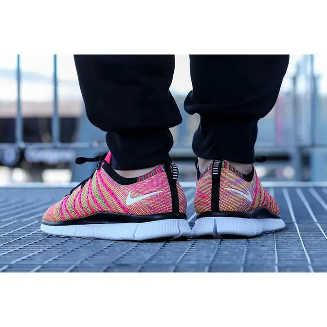 Nike free flyknit discount 5.0 nsw gold