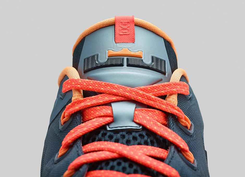 Nike LeBron 11 Low Magnet Grey