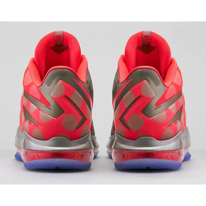 Pink lebron 11 on sale