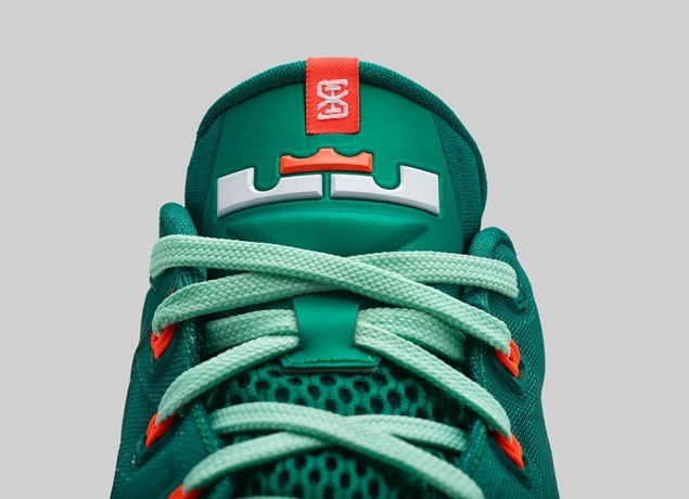 Nike Max LeBron 11 Low Mystic Green