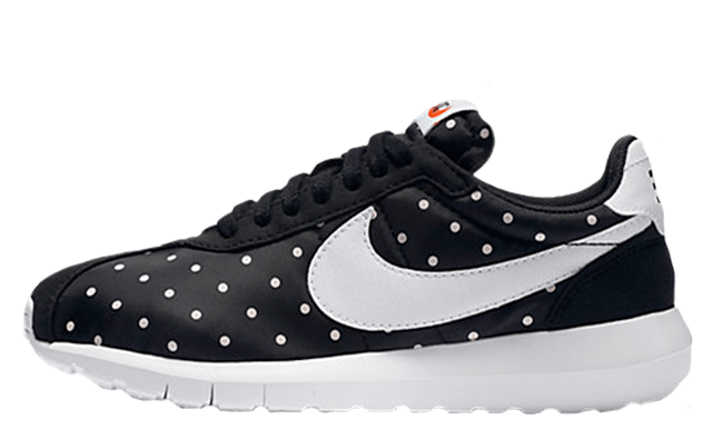 Roshe black clearance and white dots