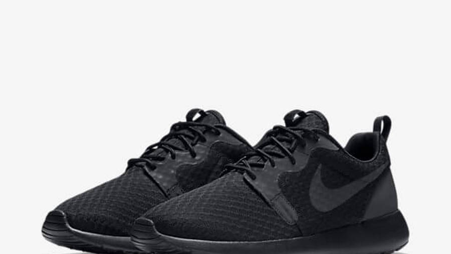Nike Roshe One Hyperfuse Triple Black | Where To Buy | 318429-022 | The Sole Supplier