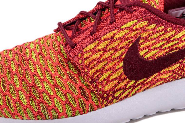 Nike WMNS Roshe One Flyknit Bright Crimson