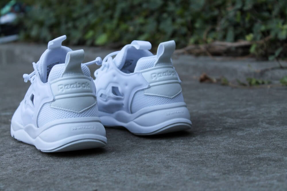 reebok all white trainers